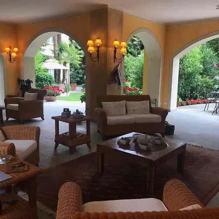 Отель Palmira Kinderfreies Каннобио